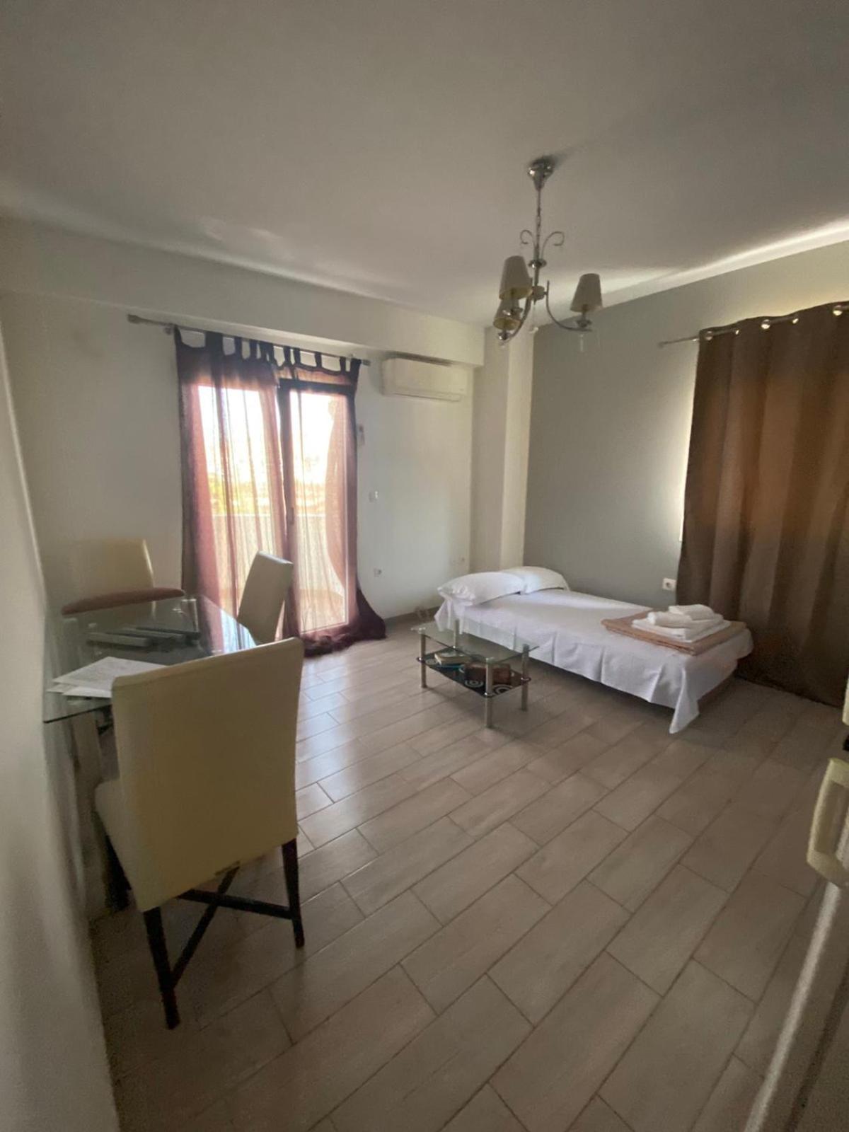 Appartement Αρέθουσα Fourth Floor ! à Chalkís Extérieur photo